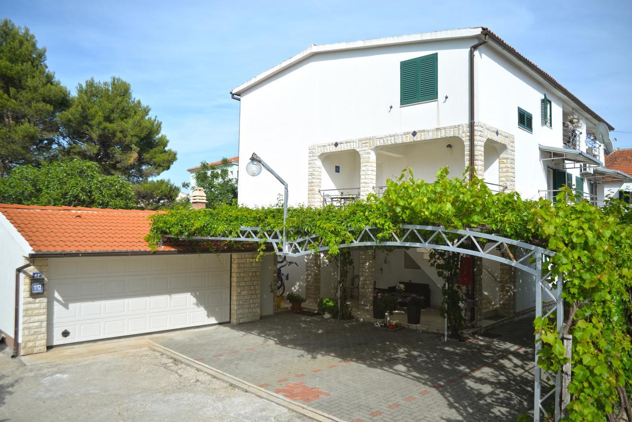 Apartments Lepur Vodice Eksteriør billede